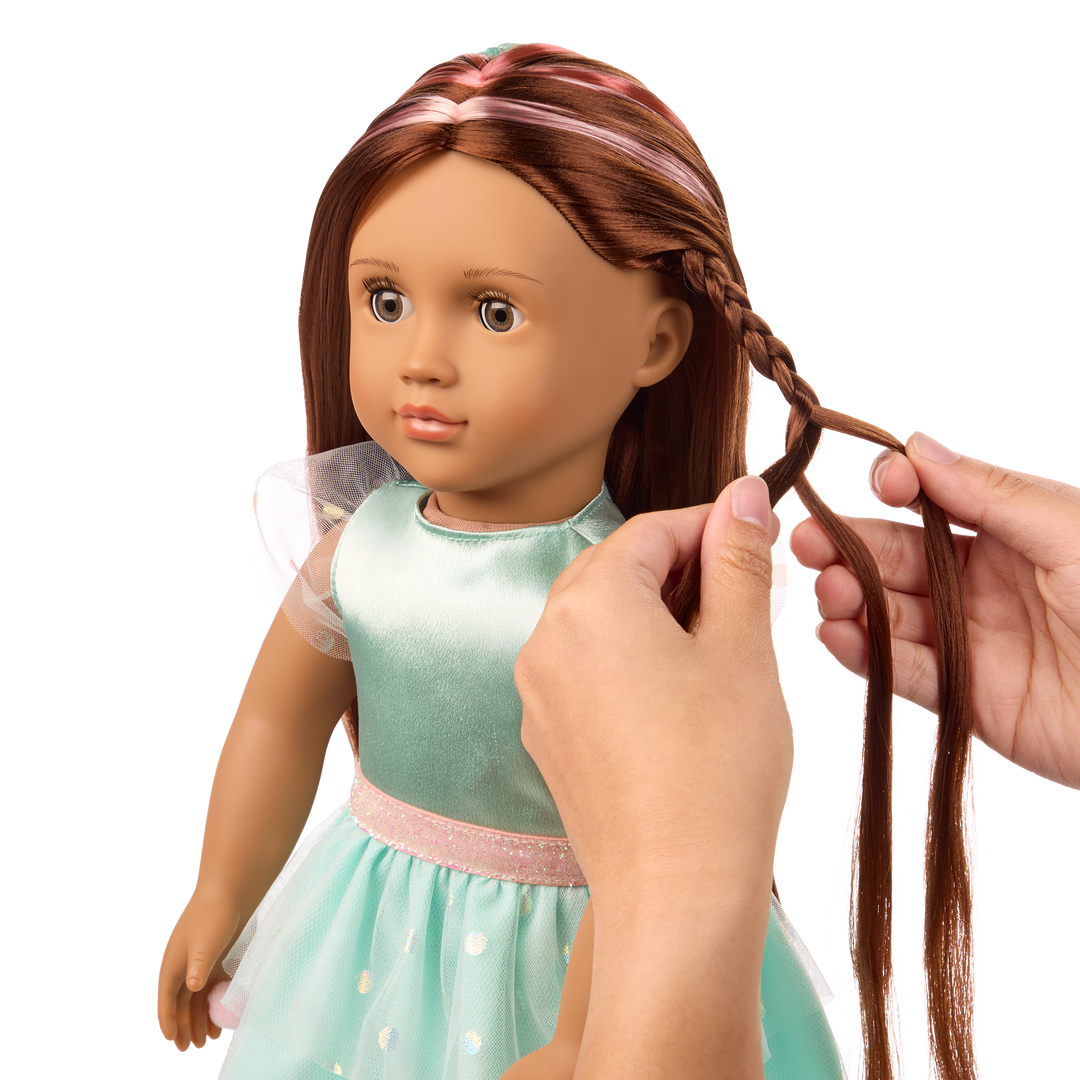 Angelina "From Hair to There"