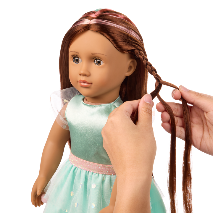 Angelina "From Hair to There"